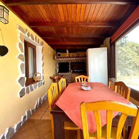 Hébergement de vacances Casa Rural Con Wifi, Chimenea Y Bbq En La Escalona, Tenerife Sur